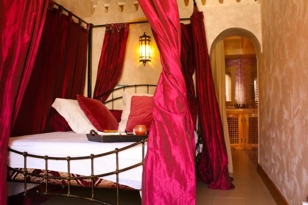 Riad La Fibule Marrakesh Exterior photo